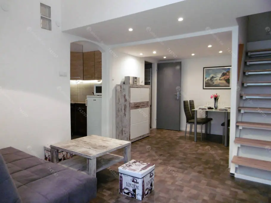 Kiadó albérlet 235000 Ft/hó áron: Budapest, VII. kerület  Király utca. Mérete: 31 nm, 1 szobás | Alberlet.hu - 6216036