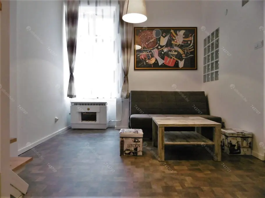 Kiadó albérlet 235000 Ft/hó áron: Budapest, VII. kerület  Király utca. Mérete: 31 nm, 1 szobás | Alberlet.hu - 6216045