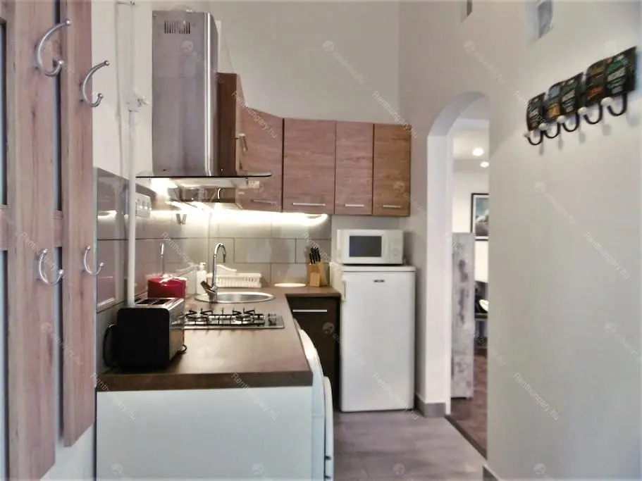 Kiadó albérlet 235000 Ft/hó áron: Budapest, VII. kerület  Király utca. Mérete: 32 nm, 1 szobás | Alberlet.hu - 6705195