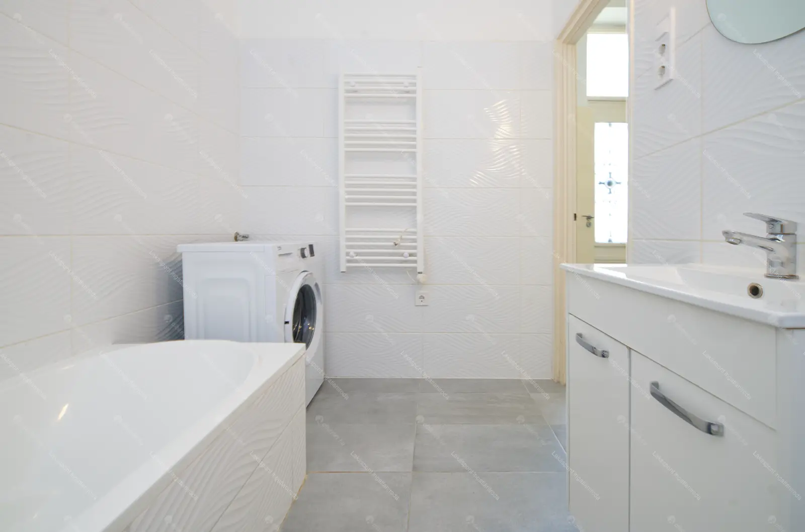 Kiadó albérlet 255000 Ft/hó áron: Budapest, VII. kerület  Király utca. Mérete: 43 nm, 2 szobás | Alberlet.hu - 6704607