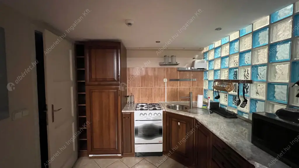 Kiadó albérlet 225000 Ft/hó áron: Budapest, VII. kerület  Király utca. Mérete: 44 nm, 1 szobás | Alberlet.hu - 6562573