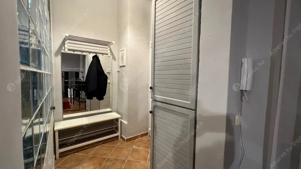 Kiadó albérlet 225000 Ft/hó áron: Budapest, VII. kerület  Király utca. Mérete: 44 nm, 1 szobás | Alberlet.hu - 6572845