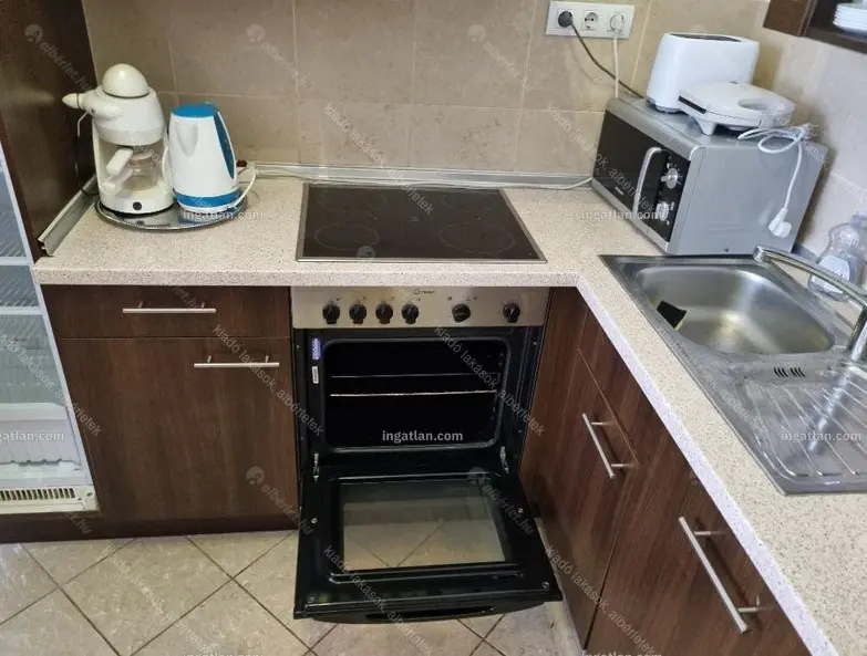 Kiadó albérlet 280000 Ft/hó áron: Budapest, VII. kerület  Király utca. Mérete: 47 nm, 2 szobás | Alberlet.hu - 6647745