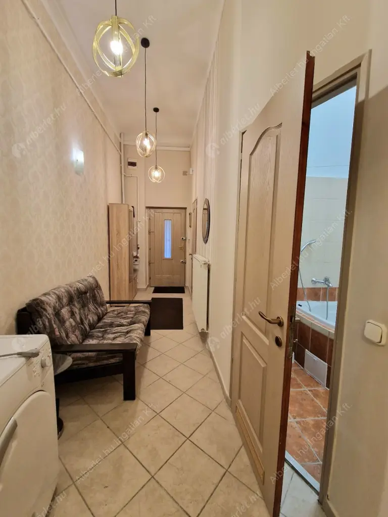 Kiadó albérlet 280000 Ft/hó áron: Budapest, VII. kerület  Király utca. Mérete: 73 nm, 2 szobás | Alberlet.hu - 6569859