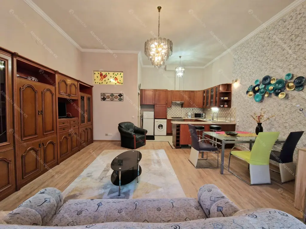Kiadó albérlet 320000 Ft/hó áron: Budapest, VII. kerület  Király utca. Mérete: 73 nm, 2 szobás | Alberlet.hu - 6758821