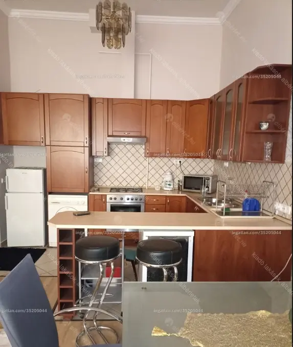 Kiadó albérlet 280000 Ft/hó áron: Budapest, VII. kerület  Király utca. Mérete: 76 nm, 3 szobás | Alberlet.hu - 6644269