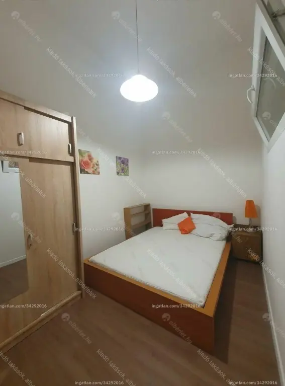 Kiadó albérlet 230000 Ft/hó áron: Budapest, VII. kerület  Klauzál tér. Mérete: 34 nm, 2 szobás | Alberlet.hu - 6647789