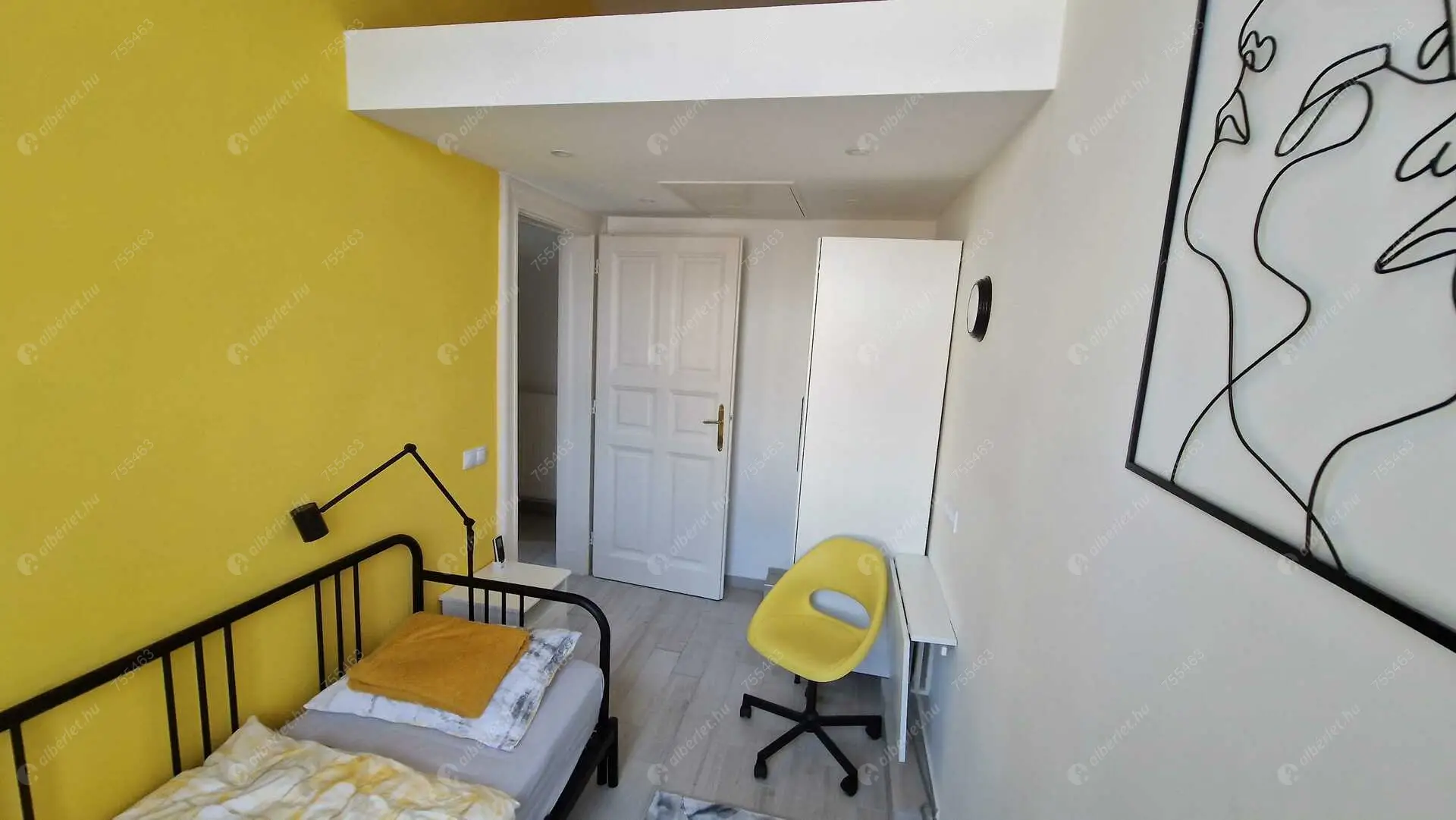 Kiadó albérlet 290000 Ft/hó áron: Budapest, VII. kerület  Klauzál tér. Mérete: 55 nm, 3 szobás | Alberlet.hu - 6371772