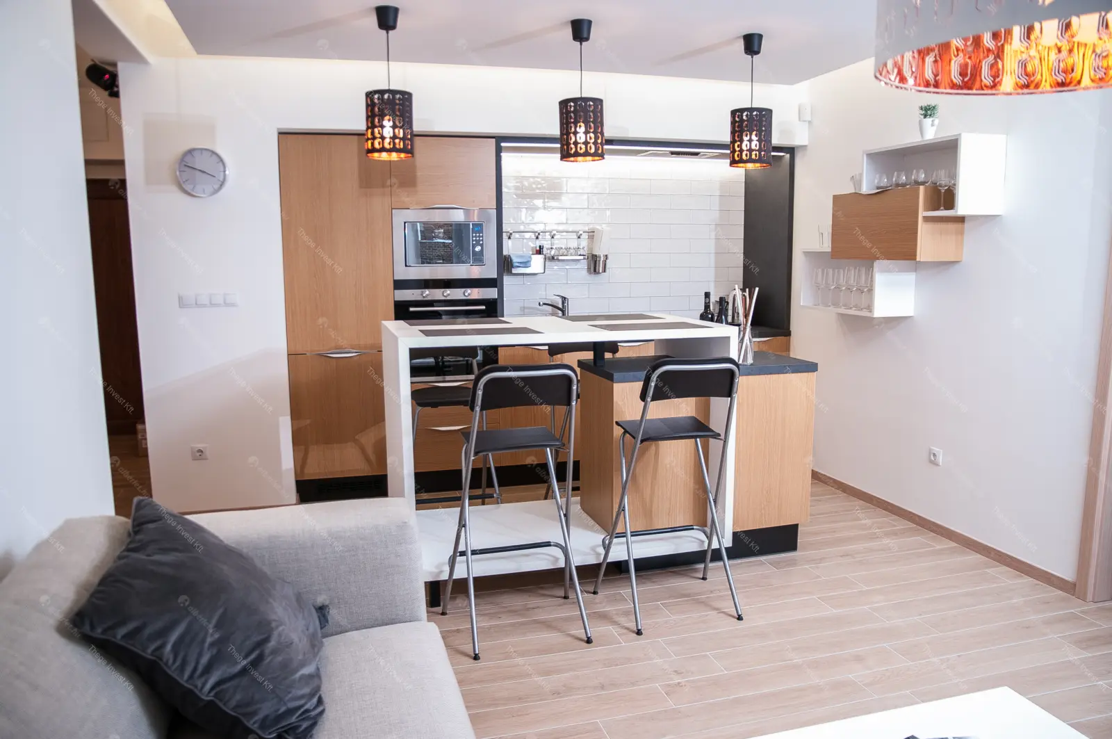 Kiadó albérlet 360000 Ft/hó áron: Budapest, VII. kerület  Madách Imre tér. Mérete: 59 nm, 3 szobás | Alberlet.hu - 6648084