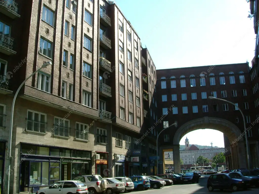 Kiadó albérlet 280000 Ft/hó áron: Budapest, VII. kerület  Madách Imre út. Mérete: 52 nm, 2 szobás | Alberlet.hu - 6557996