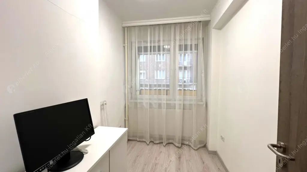 Kiadó albérlet 370000 Ft/hó áron: Budapest, VII. kerület  Madách Imre út. Mérete: 70 nm, 2 szobás | Alberlet.hu - 6591316