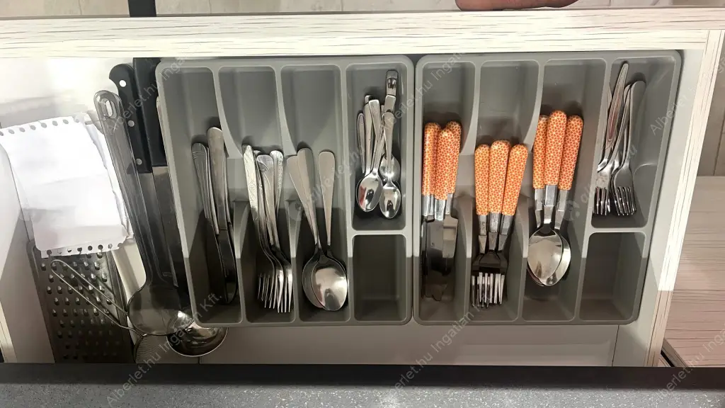 Kiadó albérlet 370000 Ft/hó áron: Budapest, VII. kerület  Madách Imre út. Mérete: 70 nm, 2 szobás | Alberlet.hu - 6591319