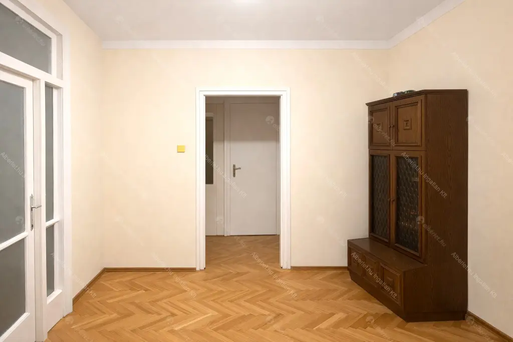 Kiadó albérlet 295000 Ft/hó áron: Budapest, VII. kerület  Madách Imre út. Mérete: 73 nm, 2 szobás | Alberlet.hu - 6703306