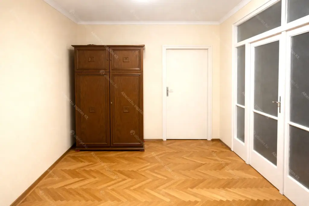 Kiadó albérlet 295000 Ft/hó áron: Budapest, VII. kerület  Madách Imre út. Mérete: 73 nm, 2 szobás | Alberlet.hu - 6703307