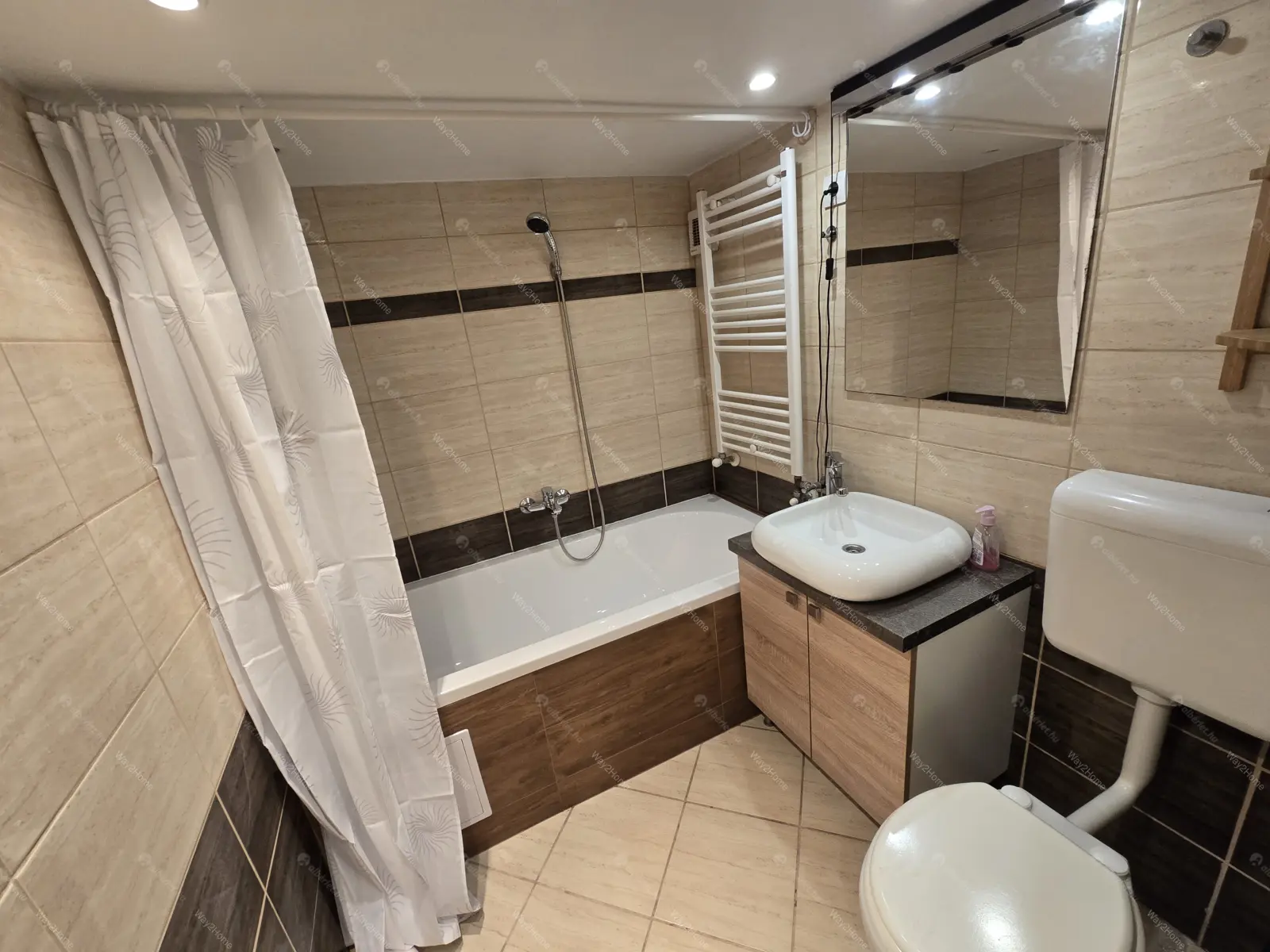 Kiadó albérlet 220000 Ft/hó áron: Budapest, VII. kerület  Marek József utca. Mérete: 40 nm, 1 szobás | Alberlet.hu - 6664394