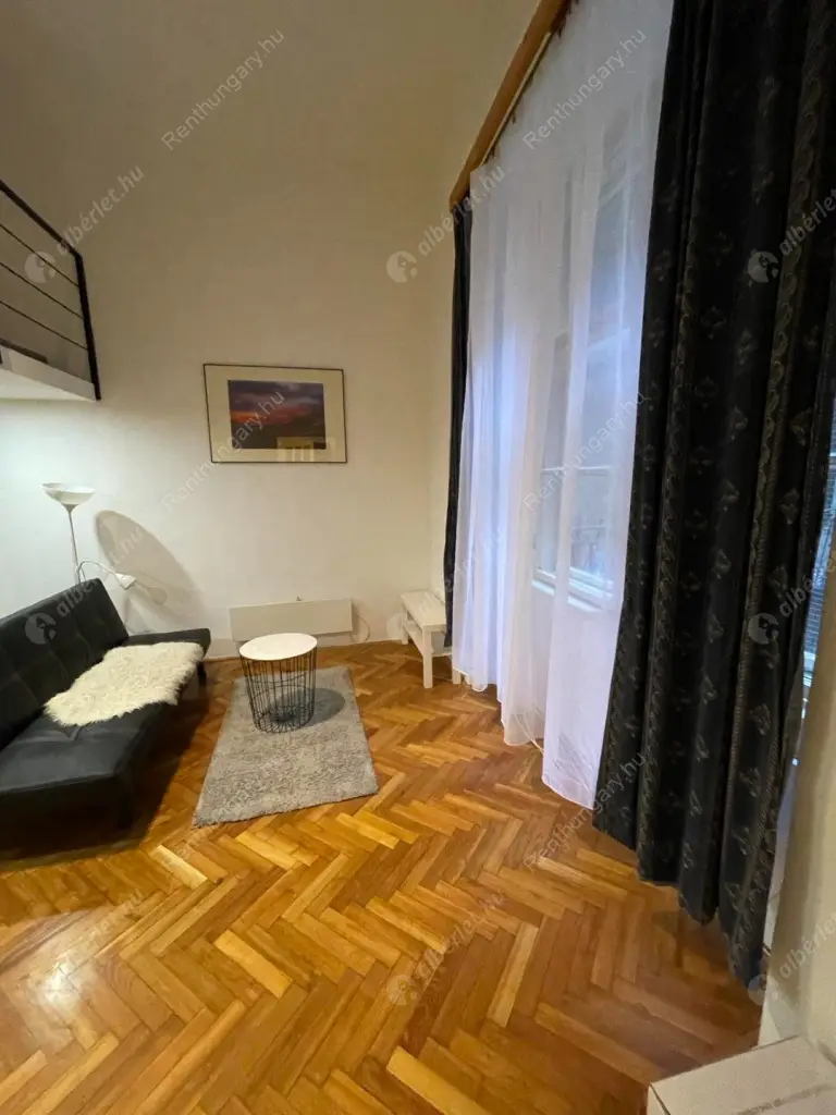 Kiadó albérlet 165000 Ft/hó áron: Budapest, VII. kerület  Murányi utca. Mérete: 30 nm, 1 szobás | Alberlet.hu - 6464938