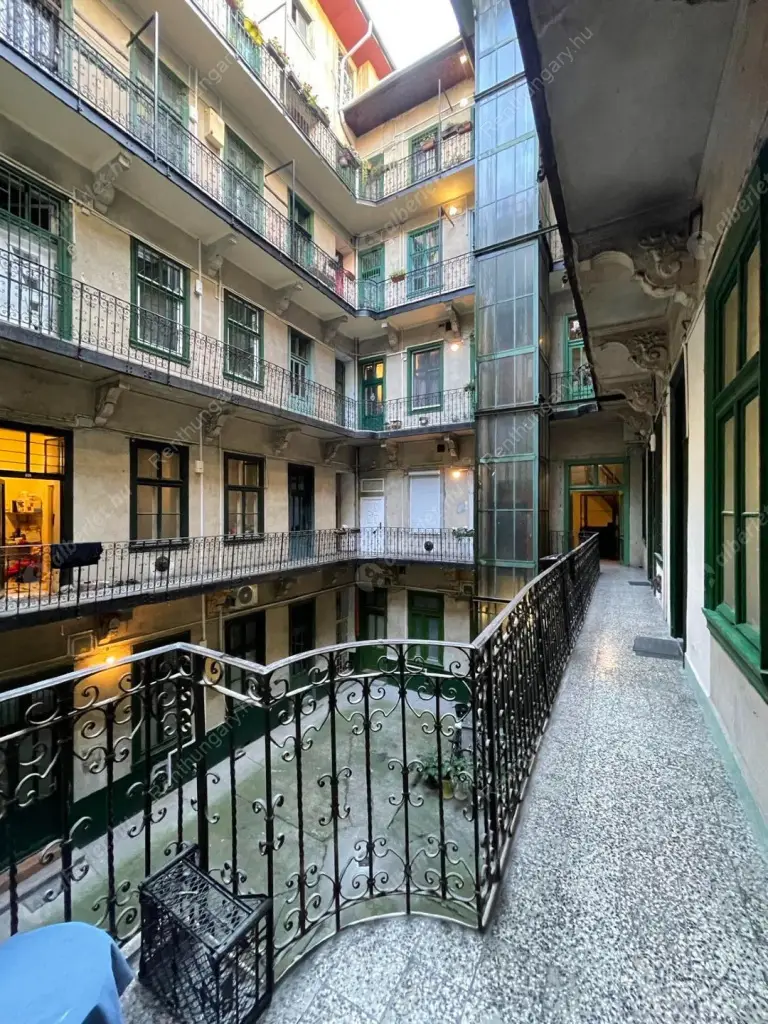 Kiadó albérlet 165000 Ft/hó áron: Budapest, VII. kerület  Murányi utca. Mérete: 30 nm, 1 szobás | Alberlet.hu - 6464942