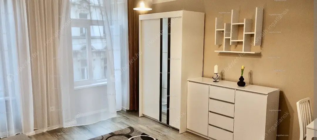 Kiadó albérlet 220000 Ft/hó áron: Budapest, VII. kerület  Murányi utca. Mérete: 30 nm, 1 szobás | Alberlet.hu - 6609038