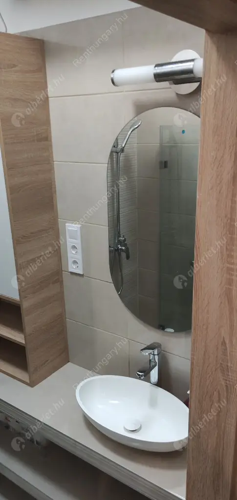 Kiadó albérlet 220000 Ft/hó áron: Budapest, VII. kerület  Murányi utca. Mérete: 30 nm, 1 szobás | Alberlet.hu - 6622117