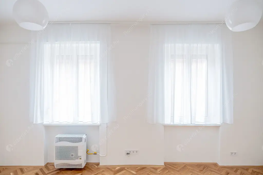 Kiadó albérlet 280000 Ft/hó áron: Budapest, VII. kerület  Murányi utca. Mérete: 41 nm, 1 szobás | Alberlet.hu - 6554718