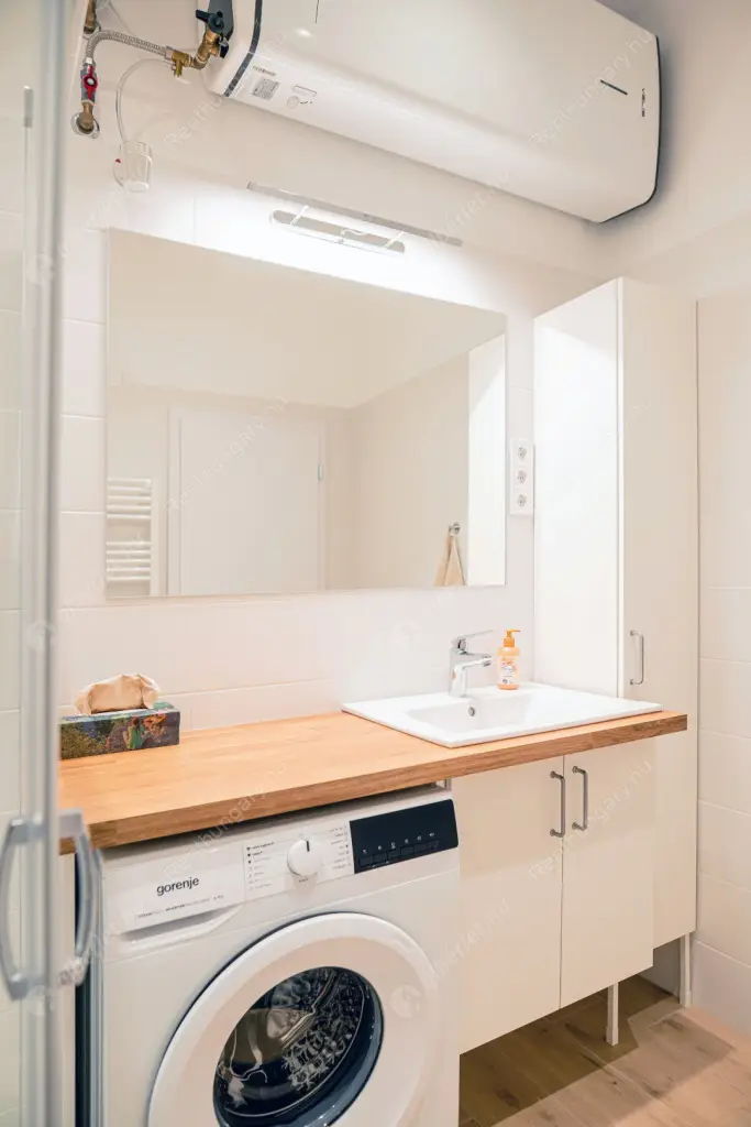 Kiadó albérlet 280000 Ft/hó áron: Budapest, VII. kerület  Murányi utca. Mérete: 41 nm, 1 szobás | Alberlet.hu - 6554723