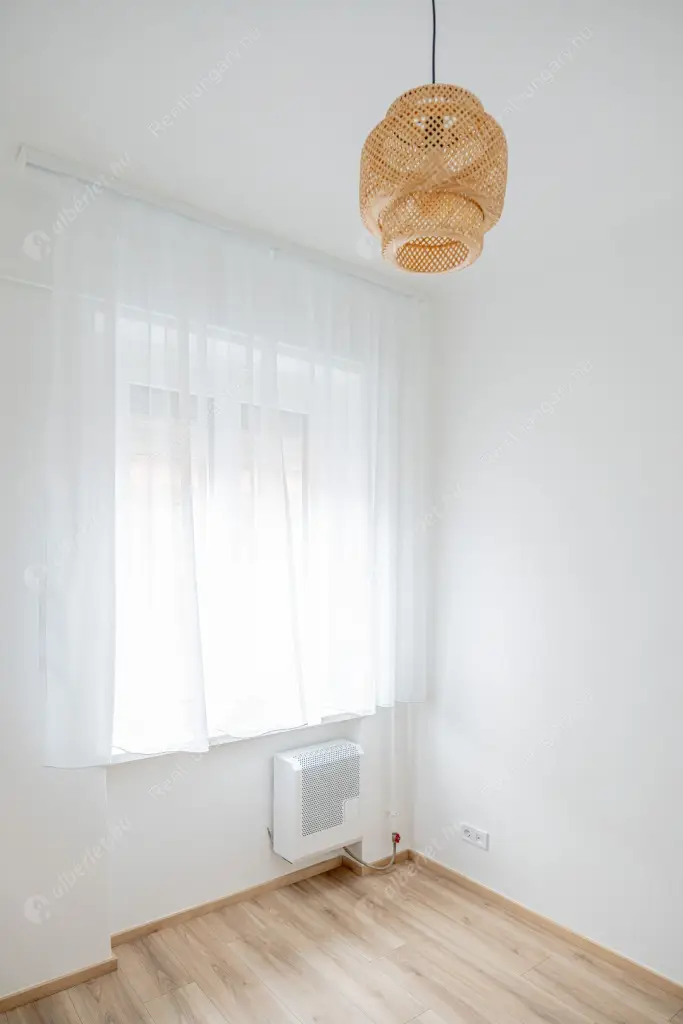 Kiadó albérlet 280000 Ft/hó áron: Budapest, VII. kerület  Murányi utca. Mérete: 41 nm, 1 szobás | Alberlet.hu - 6554724