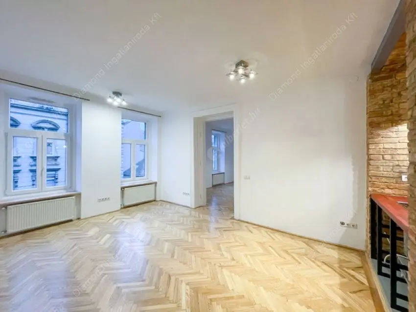 Kiadó albérlet 300000 Ft/hó áron: Budapest, VII. kerület  Murányi utca. Mérete: 68 nm, 2 szobás | Alberlet.hu - 6612810