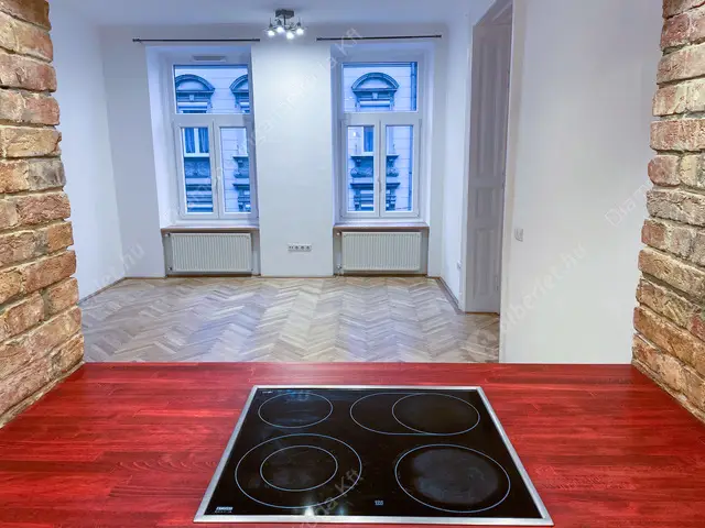 Kiadó albérlet 300000 Ft/hó áron: Budapest, VII. kerület  Murányi utca. Mérete: 68 nm, 2 szobás | Alberlet.hu - 6612817