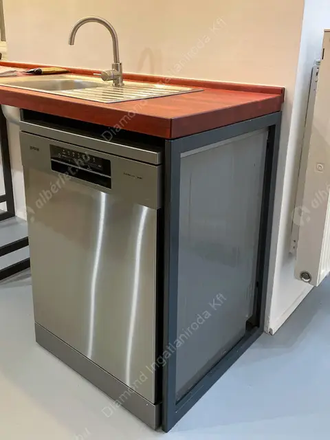 Kiadó albérlet 300000 Ft/hó áron: Budapest, VII. kerület  Murányi utca. Mérete: 68 nm, 2 szobás | Alberlet.hu - 6612828