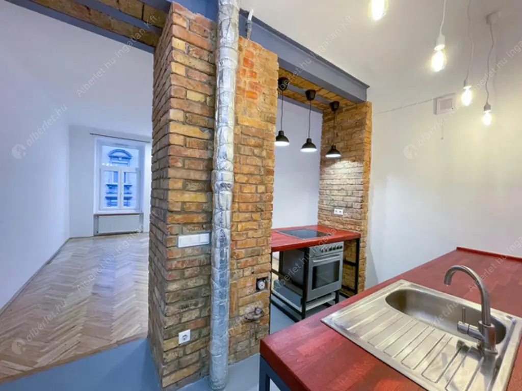 Kiadó albérlet 300000 Ft/hó áron: Budapest, VII. kerület  Murányi utca. Mérete: 68 nm, 2 szobás | Alberlet.hu - 6613102