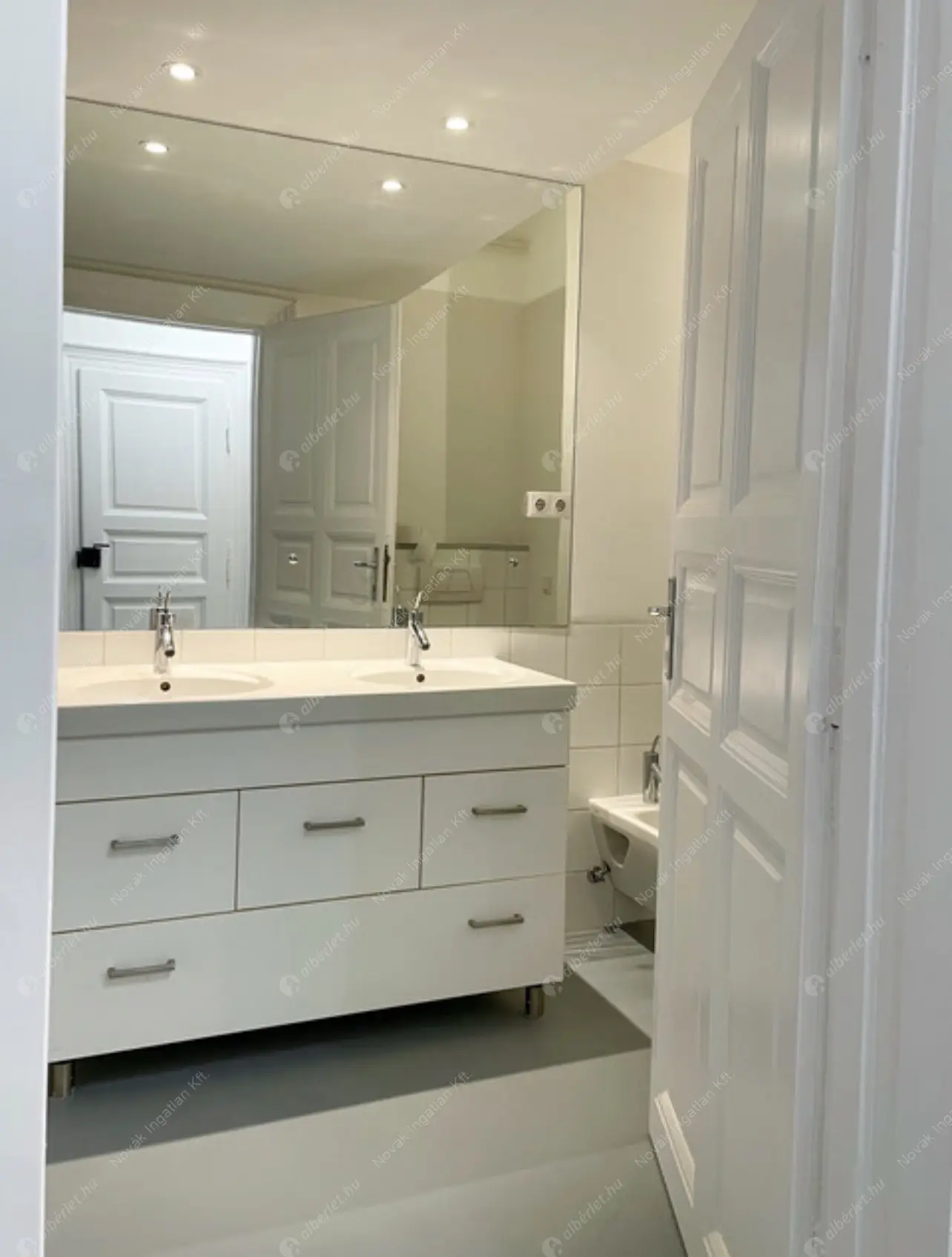 Kiadó albérlet 300000 Ft/hó áron: Budapest, VII. kerület  Murányi utca. Mérete: 68 nm, 2 szobás | Alberlet.hu - 6633479