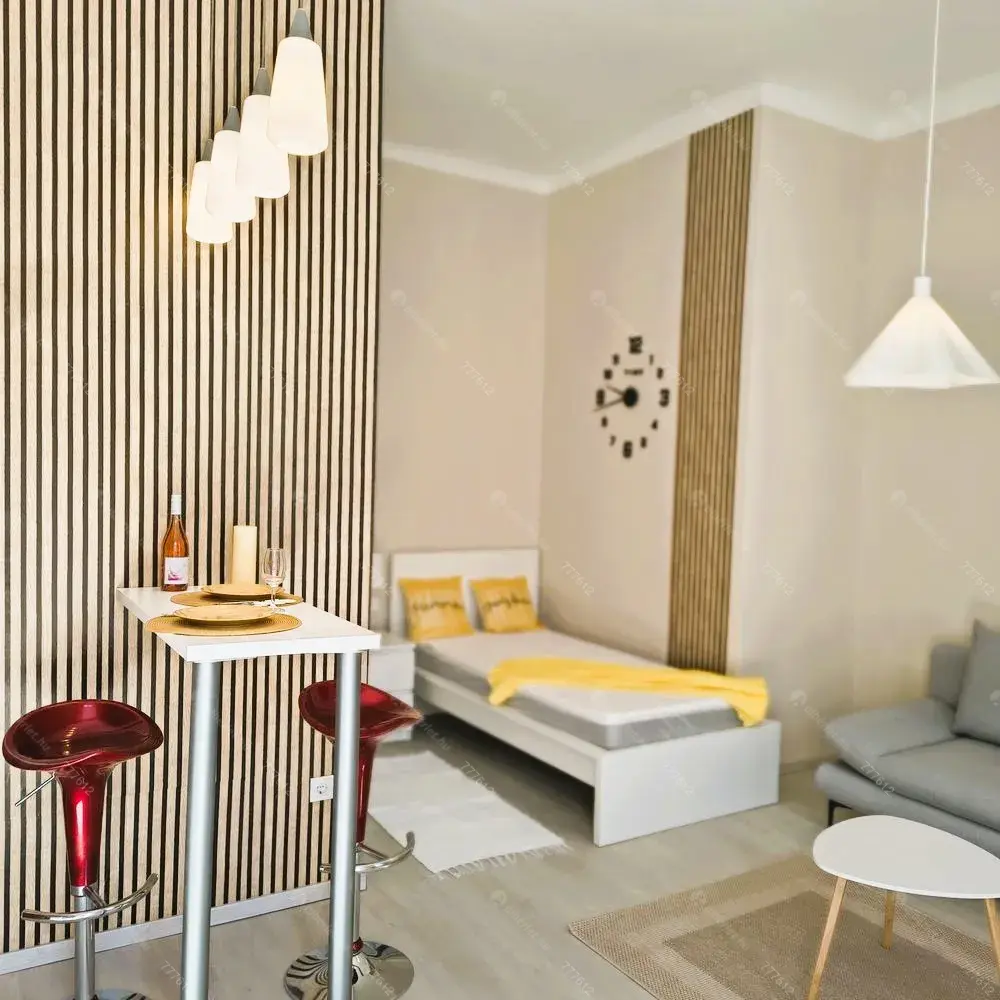 Kiadó albérlet 190000 Ft/hó áron: Budapest, VII. kerület  Nefelejcs . Mérete: 30 nm, 1 szobás | Alberlet.hu - 6706930