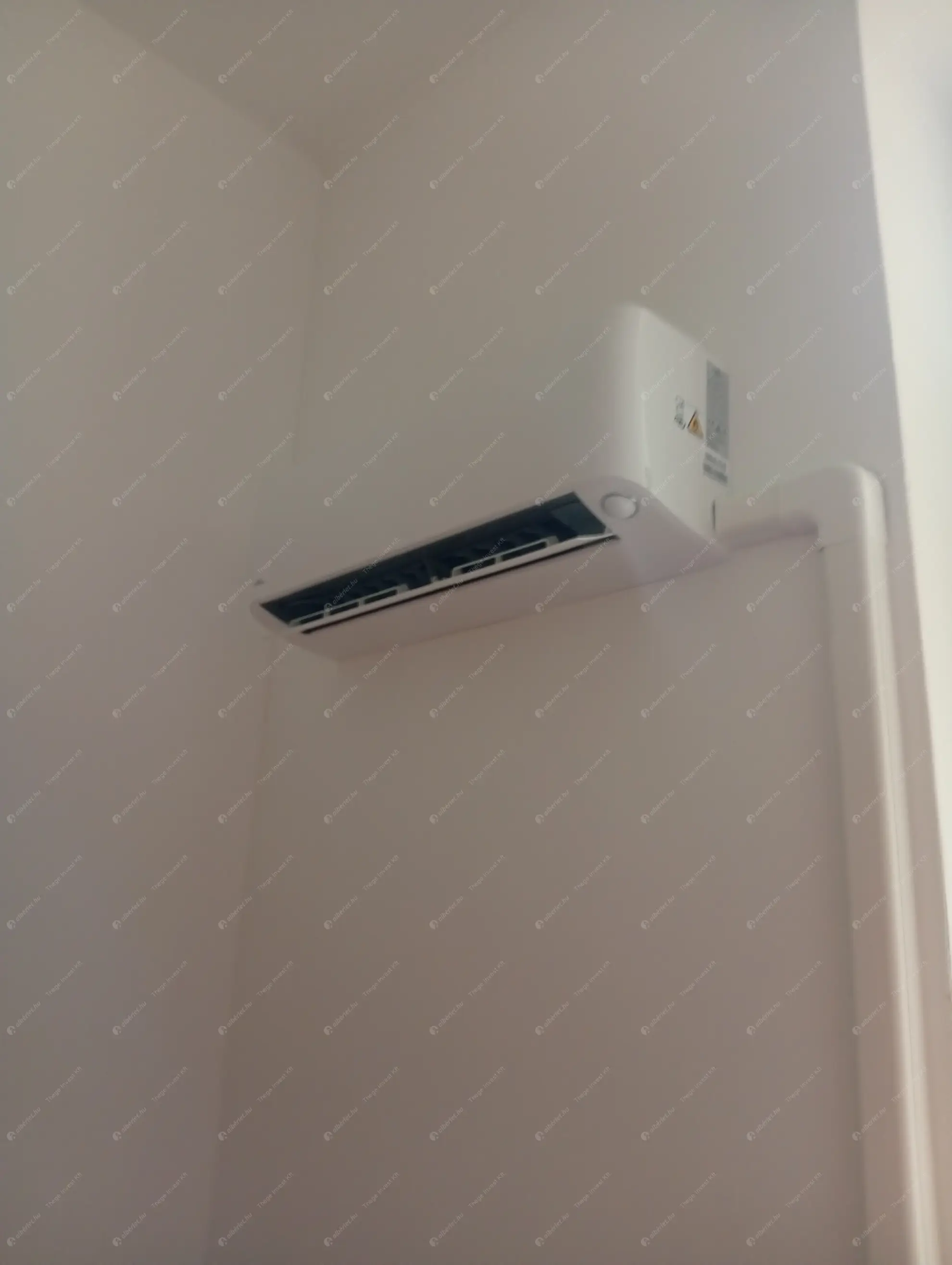 Kiadó albérlet 200000 Ft/hó áron: Budapest, VII. kerület  Nefelejcs utca. Mérete: 28 nm, 1 szobás | Alberlet.hu - 6596048