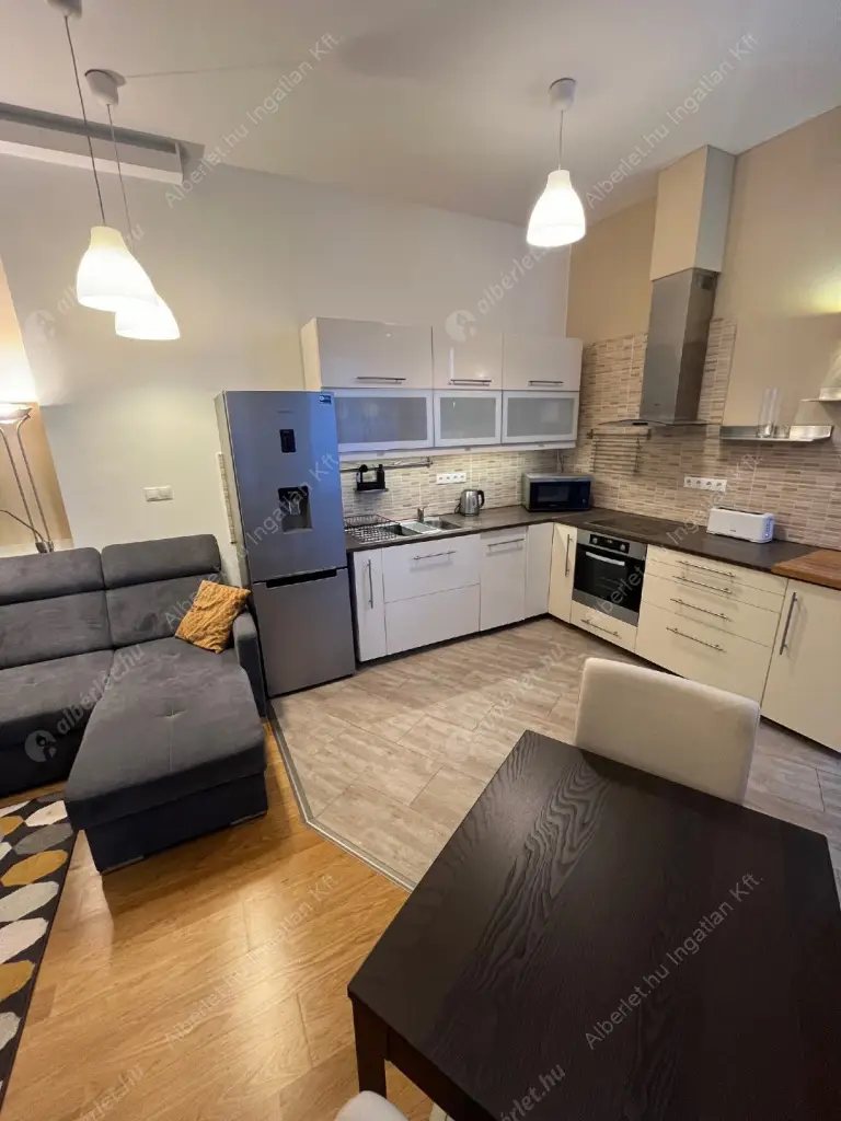 Kiadó albérlet 280000 Ft/hó áron: Budapest, VII. kerület  Nyár utca. Mérete: 49 nm, 2 szobás | Alberlet.hu - 6620999