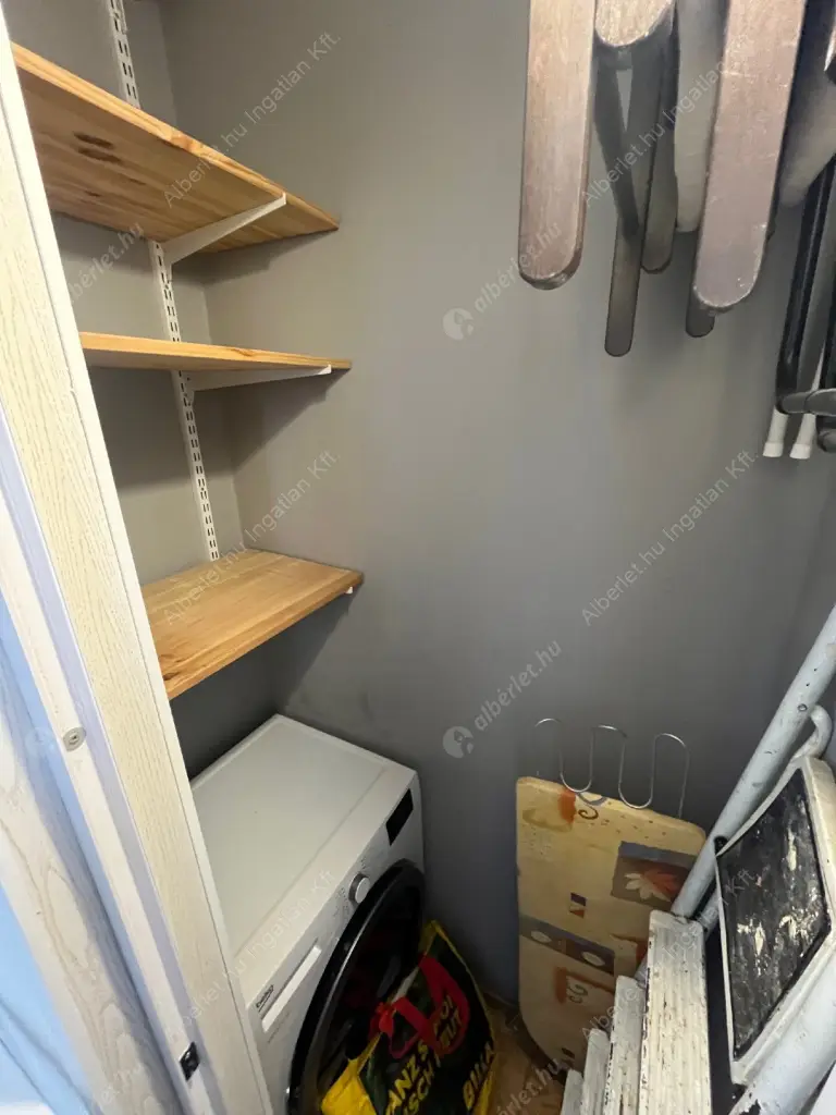 Kiadó albérlet 280000 Ft/hó áron: Budapest, VII. kerület  Nyár utca. Mérete: 49 nm, 2 szobás | Alberlet.hu - 6621000