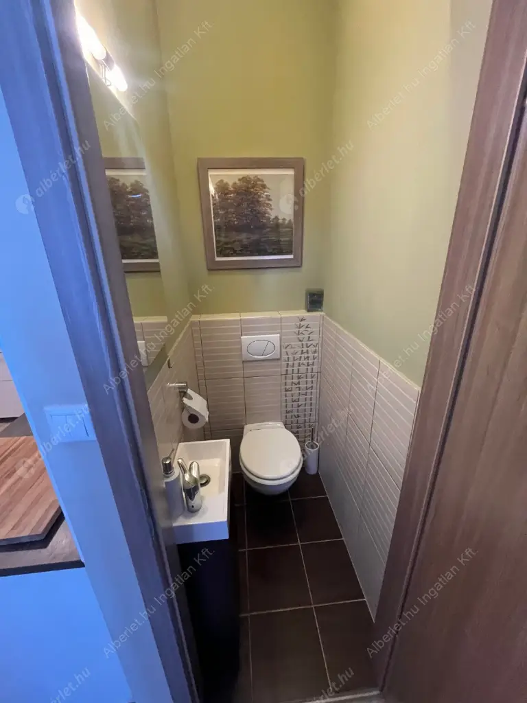 Kiadó albérlet 280000 Ft/hó áron: Budapest, VII. kerület  Nyár utca. Mérete: 49 nm, 2 szobás | Alberlet.hu - 6621013