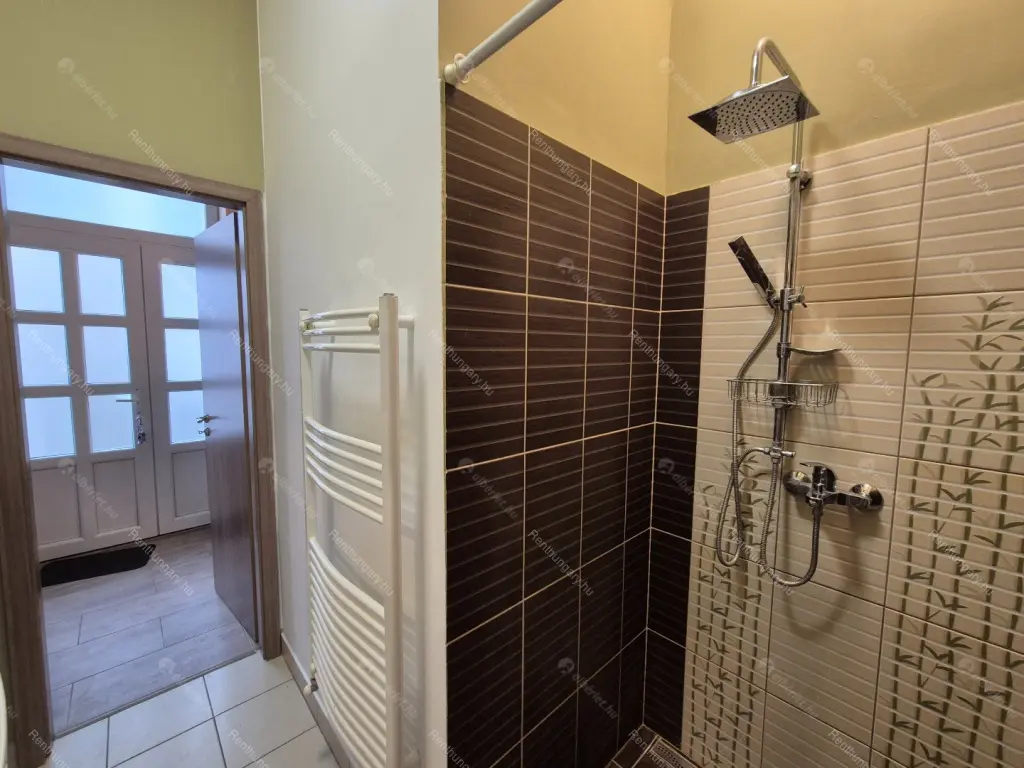 Kiadó albérlet 280000 Ft/hó áron: Budapest, VII. kerület  Nyár utca. Mérete: 49 nm, 2 szobás | Alberlet.hu - 6642648