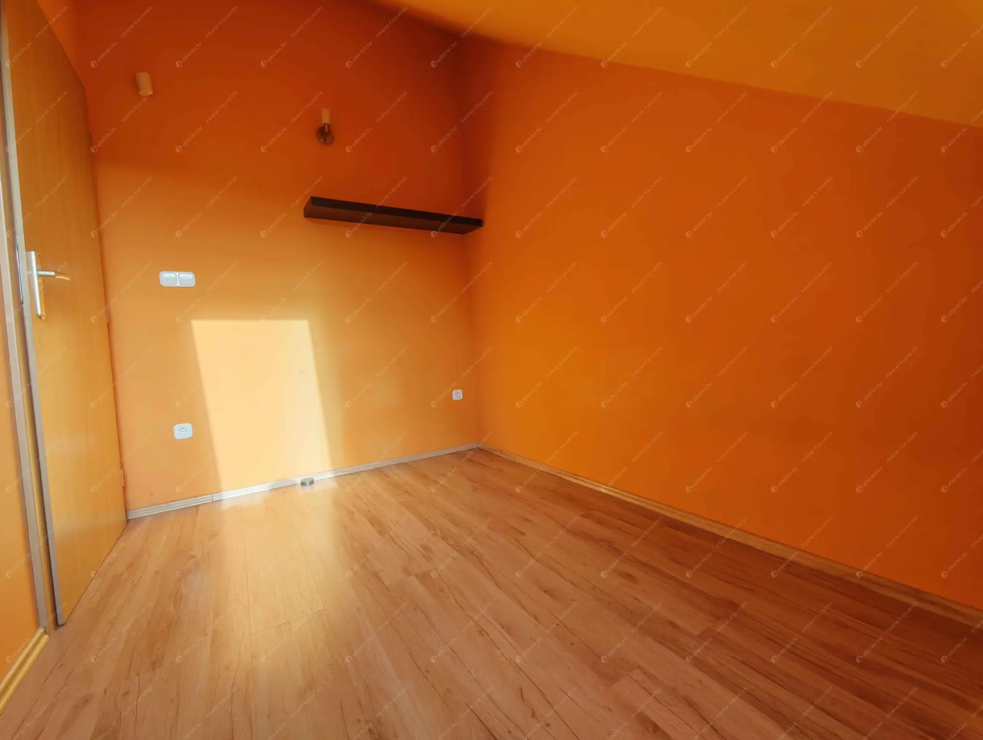 Kiadó albérlet 210000 Ft/hó áron: Budapest, VII. kerület  Peterdy utca. Mérete: 33 nm, 1 szobás | Alberlet.hu - 6599423