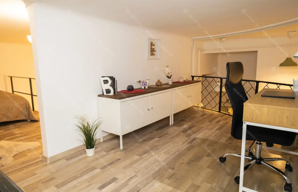 Kiadó albérlet 260000 Ft/hó áron: Budapest, VII. kerület  Peterdy utca. Mérete: 60 nm, 1 szobás | Alberlet.hu - 6678201