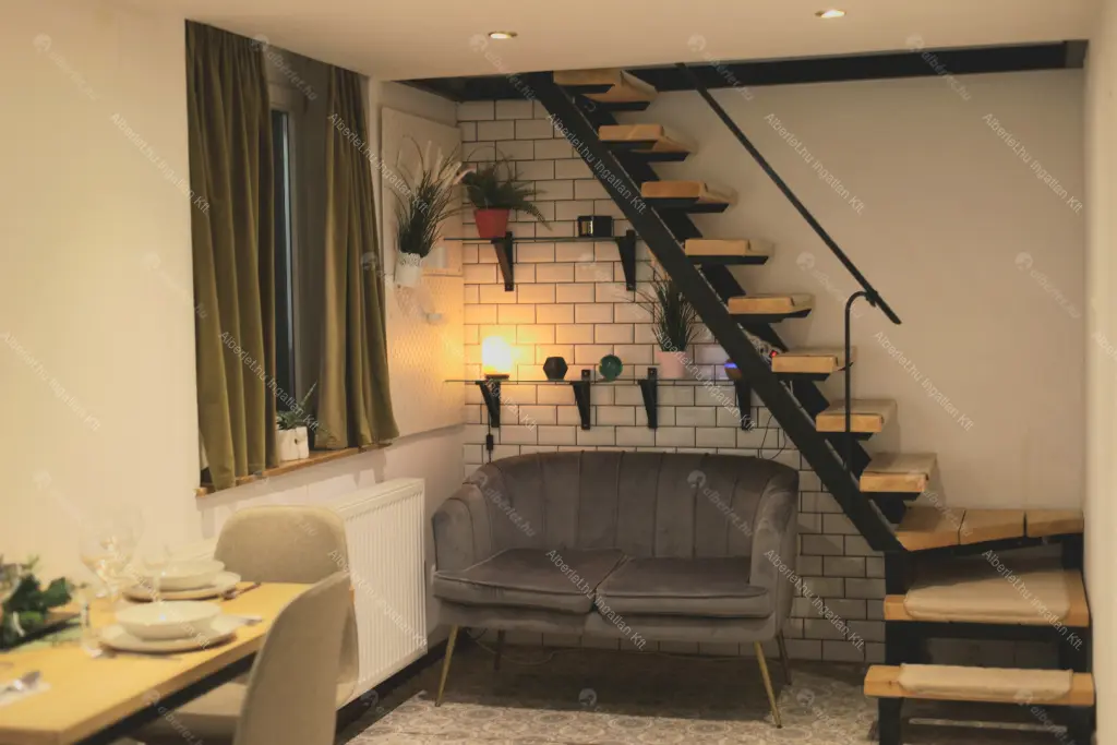 Kiadó albérlet 260000 Ft/hó áron: Budapest, VII. kerület  Peterdy utca. Mérete: 60 nm, 1 szobás | Alberlet.hu - 6678207