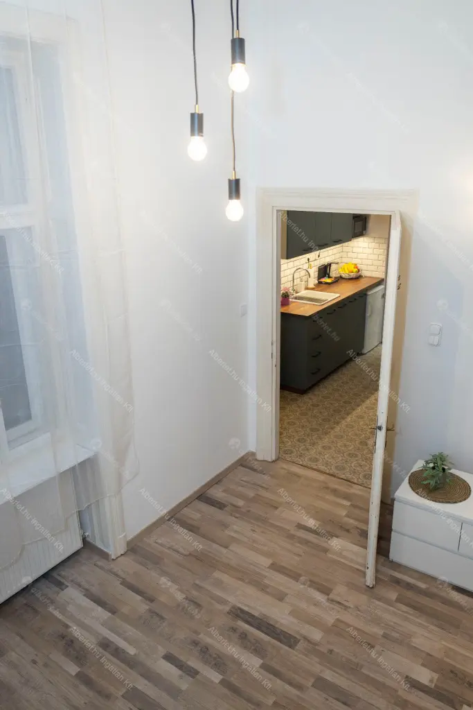 Kiadó albérlet 260000 Ft/hó áron: Budapest, VII. kerület  Peterdy utca. Mérete: 60 nm, 1 szobás | Alberlet.hu - 6678208