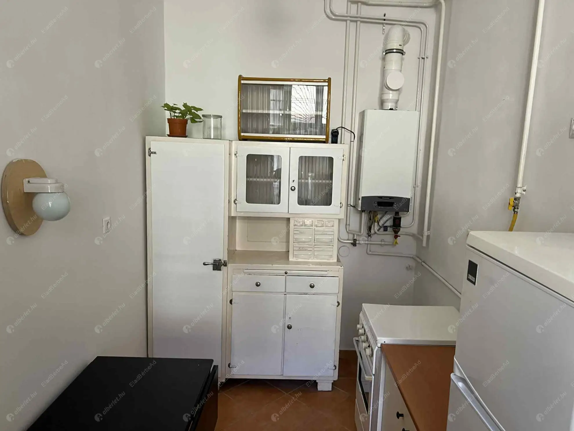 Kiadó albérlet 240000 Ft/hó áron: Budapest, VII. kerület  Péterfy Sándor utca. Mérete: 60 nm, 2 szobás | Alberlet.hu - 6598807