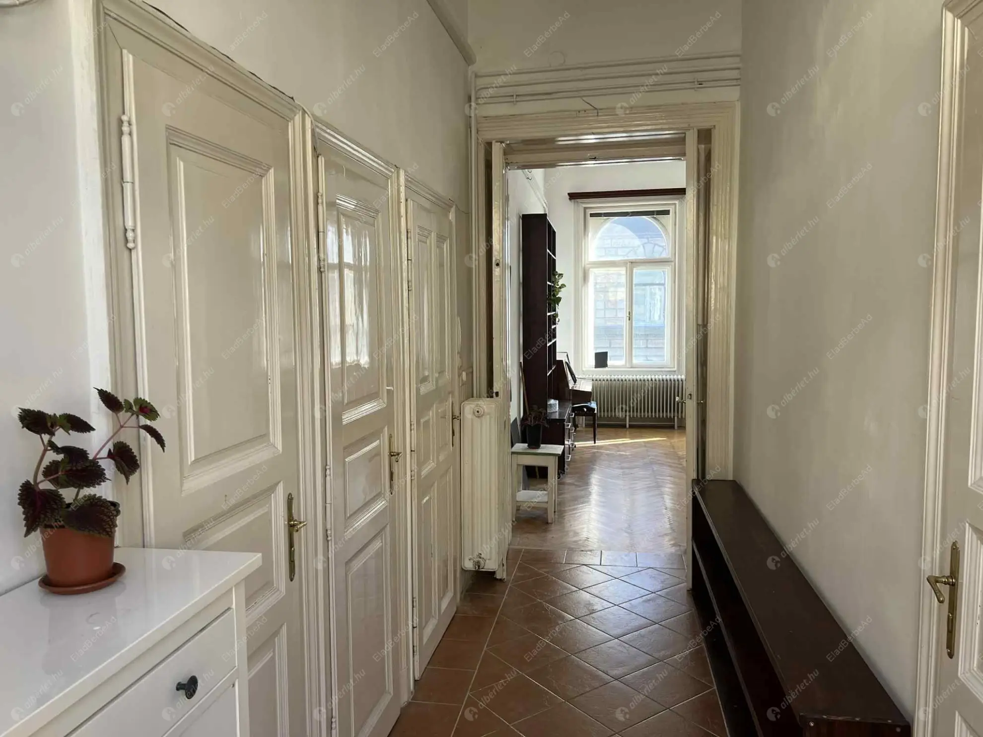 Kiadó albérlet 240000 Ft/hó áron: Budapest, VII. kerület  Péterfy Sándor utca. Mérete: 60 nm, 2 szobás | Alberlet.hu - 6598809