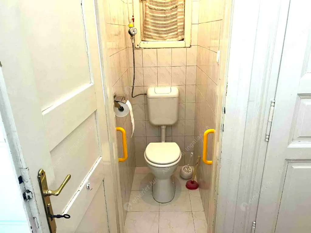 Kiadó albérlet 240000 Ft/hó áron: Budapest, VII. kerület  Péterfy Sándor utca. Mérete: 60 nm, 2 szobás | Alberlet.hu - 6599413