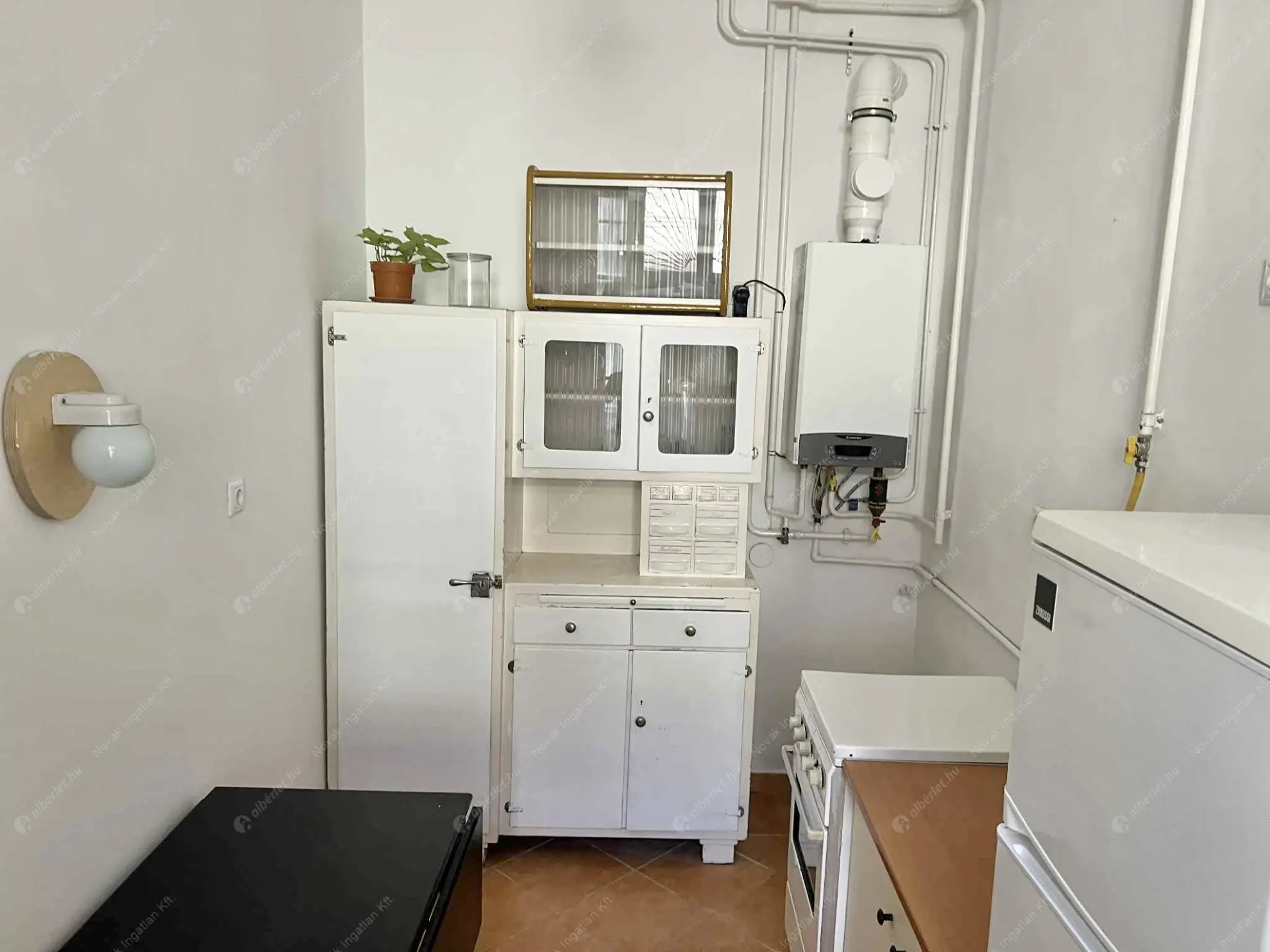 Kiadó albérlet 240000 Ft/hó áron: Budapest, VII. kerület  Péterfy Sándor utca. Mérete: 60 nm, 2 szobás | Alberlet.hu - 6603047