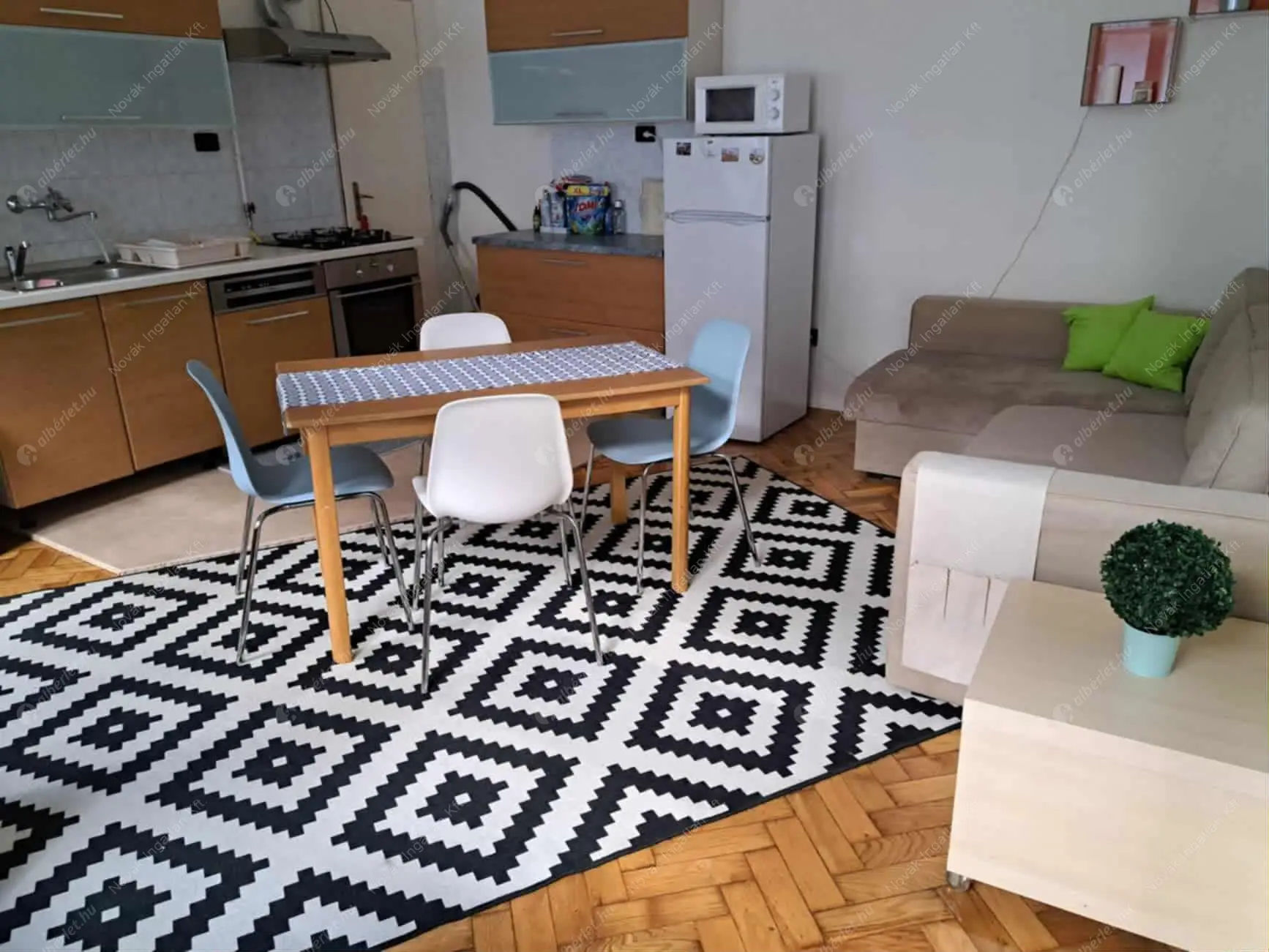 Kiadó albérlet 325000 Ft/hó áron: Budapest, VII. kerület  Péterfy Sándor utca. Mérete: 68 nm, 2 szobás | Alberlet.hu - 6574125