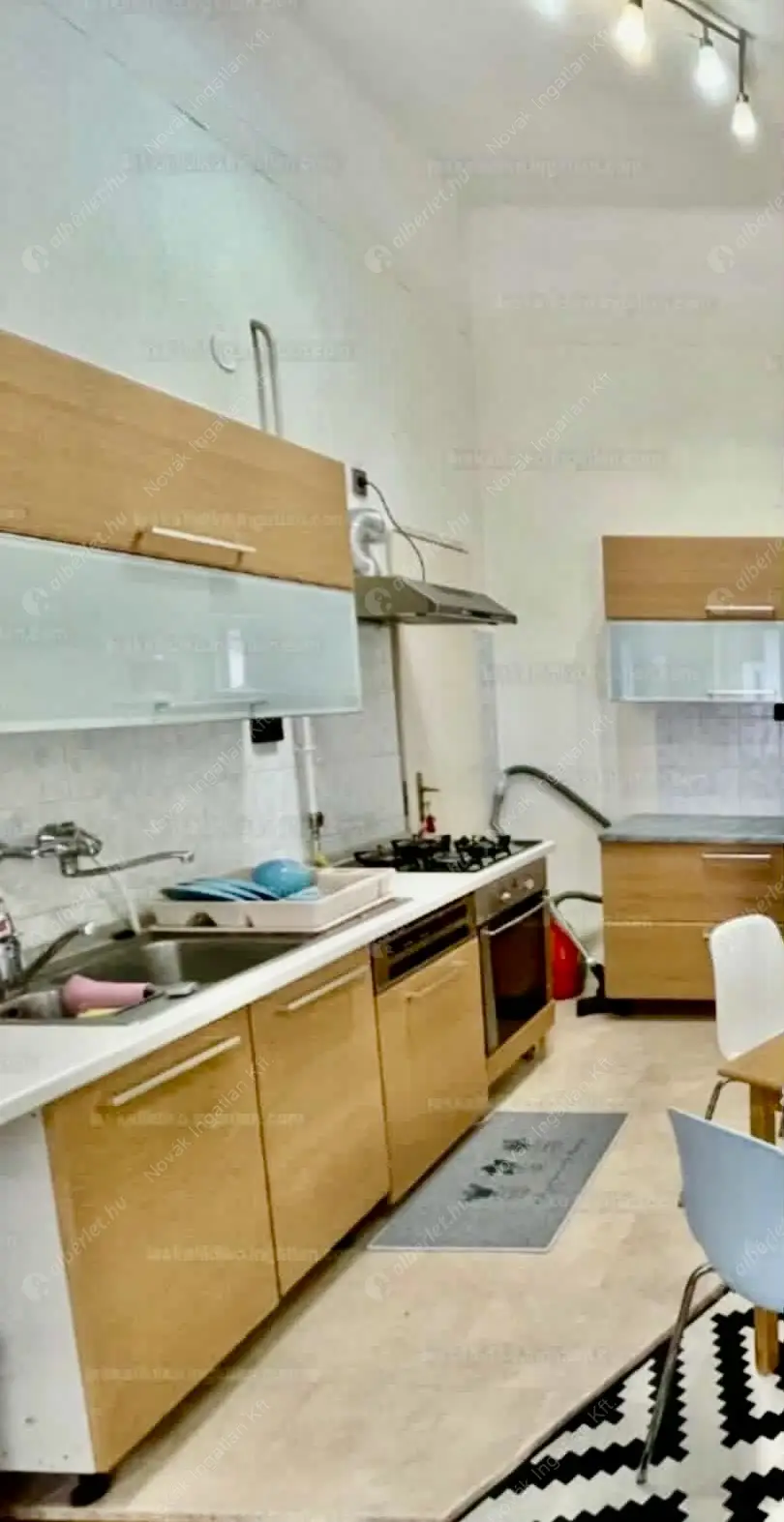 Kiadó albérlet 325000 Ft/hó áron: Budapest, VII. kerület  Péterfy Sándor utca. Mérete: 68 nm, 2 szobás | Alberlet.hu - 6574126