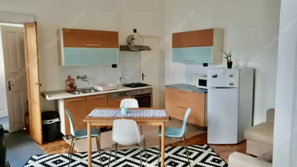 Kiadó albérlet 325000 Ft/hó áron: Budapest, VII. kerület  Péterfy Sándor utca. Mérete: 68 nm, 2 szobás | Alberlet.hu - 6574128