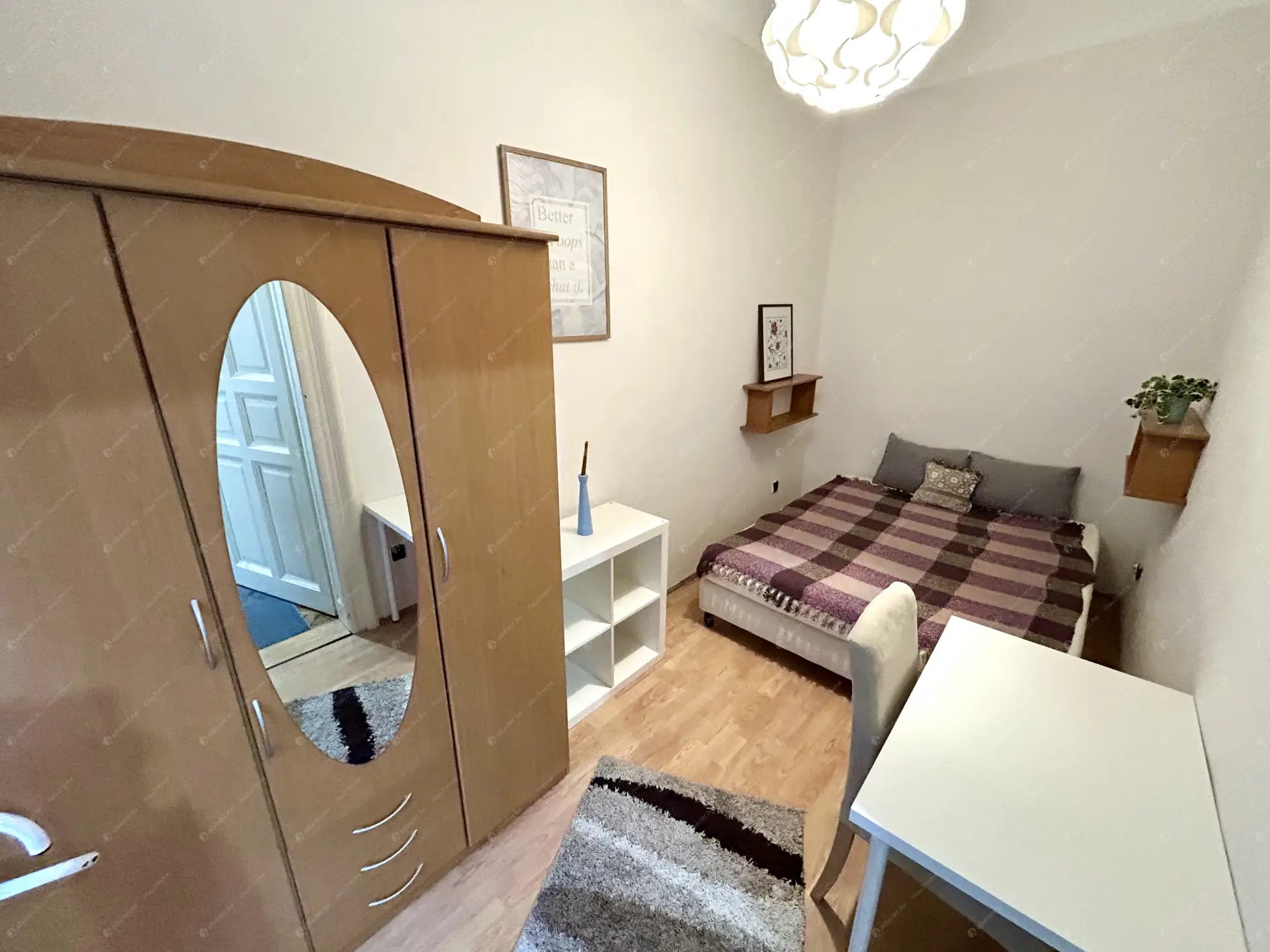 Kiadó albérlet 280000 Ft/hó áron: Budapest, VII. kerület  Péterfy Sándor utca. Mérete: 68 nm, 3 szobás | Alberlet.hu - 6636730