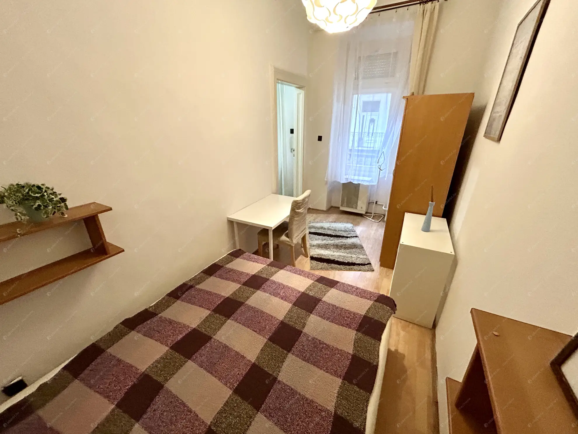 Kiadó albérlet 280000 Ft/hó áron: Budapest, VII. kerület  Péterfy Sándor utca. Mérete: 68 nm, 3 szobás | Alberlet.hu - 6636732